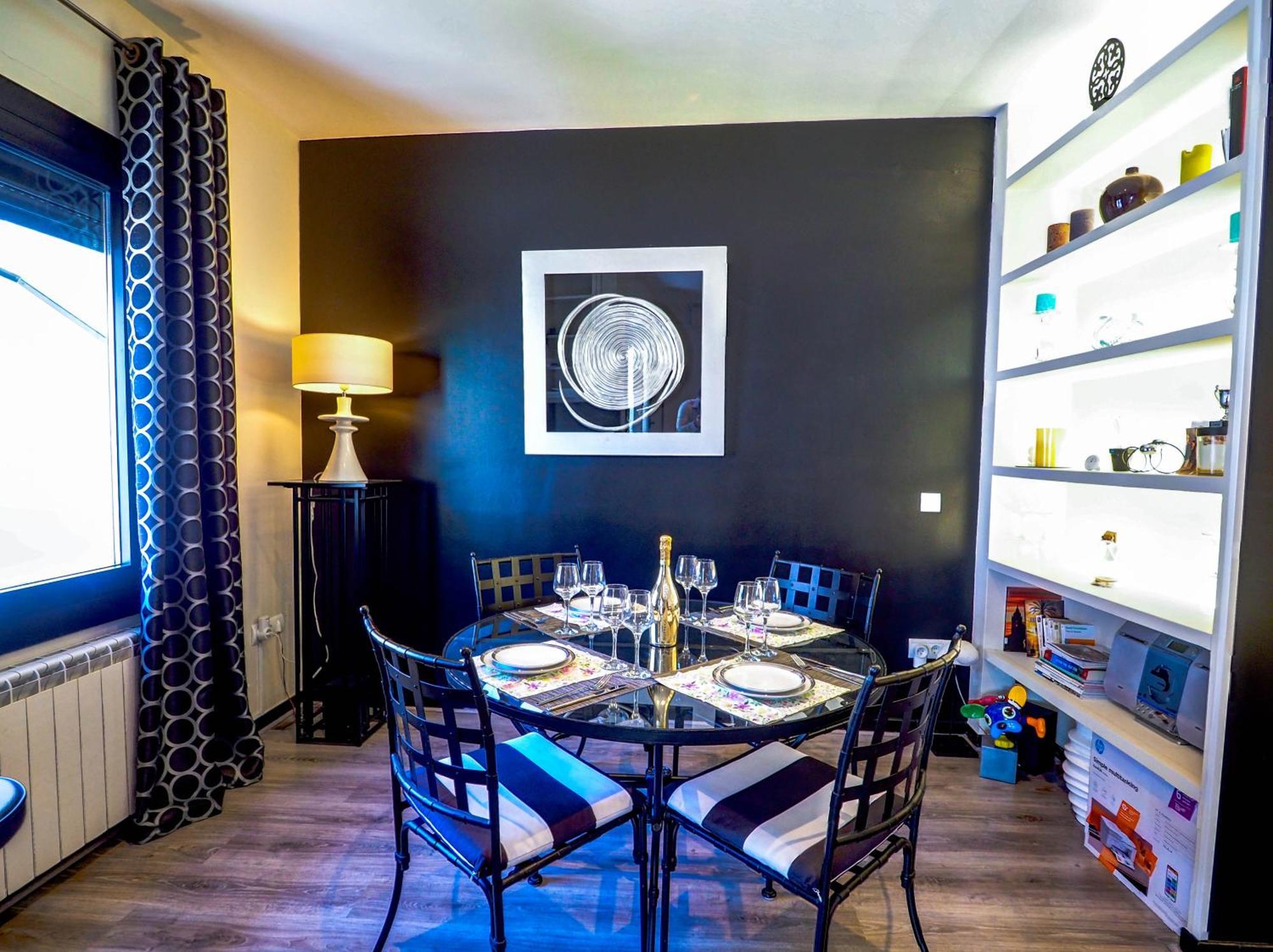 Flamingo Apartment By Hello Homes Sitges Bagian luar foto