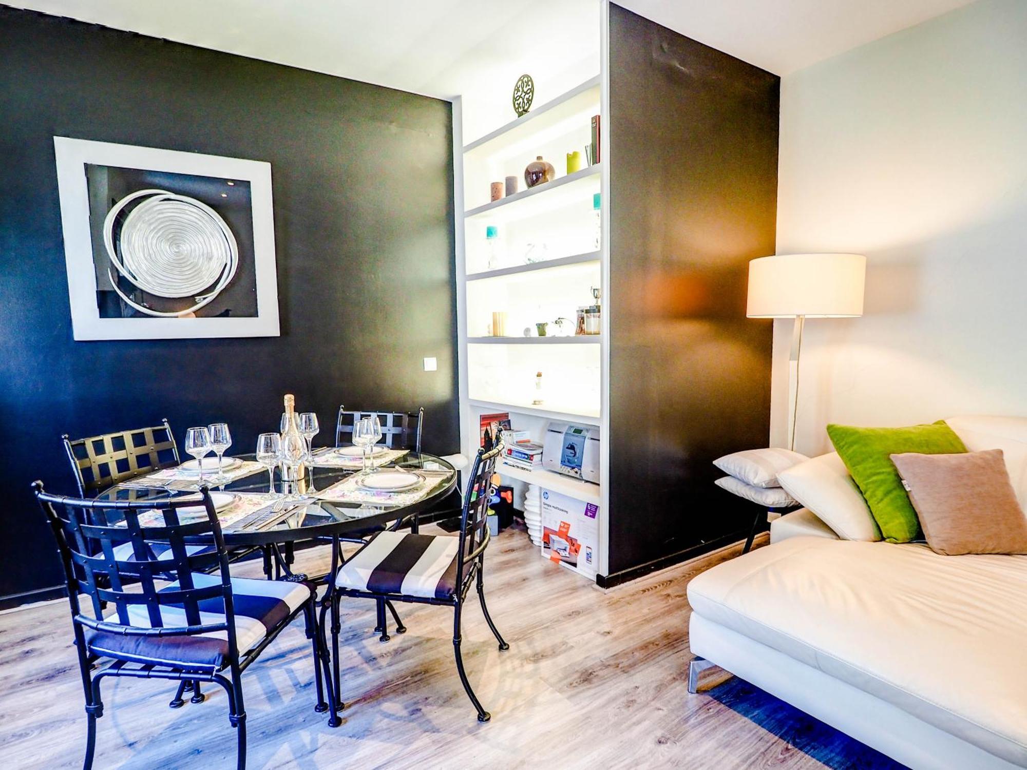 Flamingo Apartment By Hello Homes Sitges Bagian luar foto