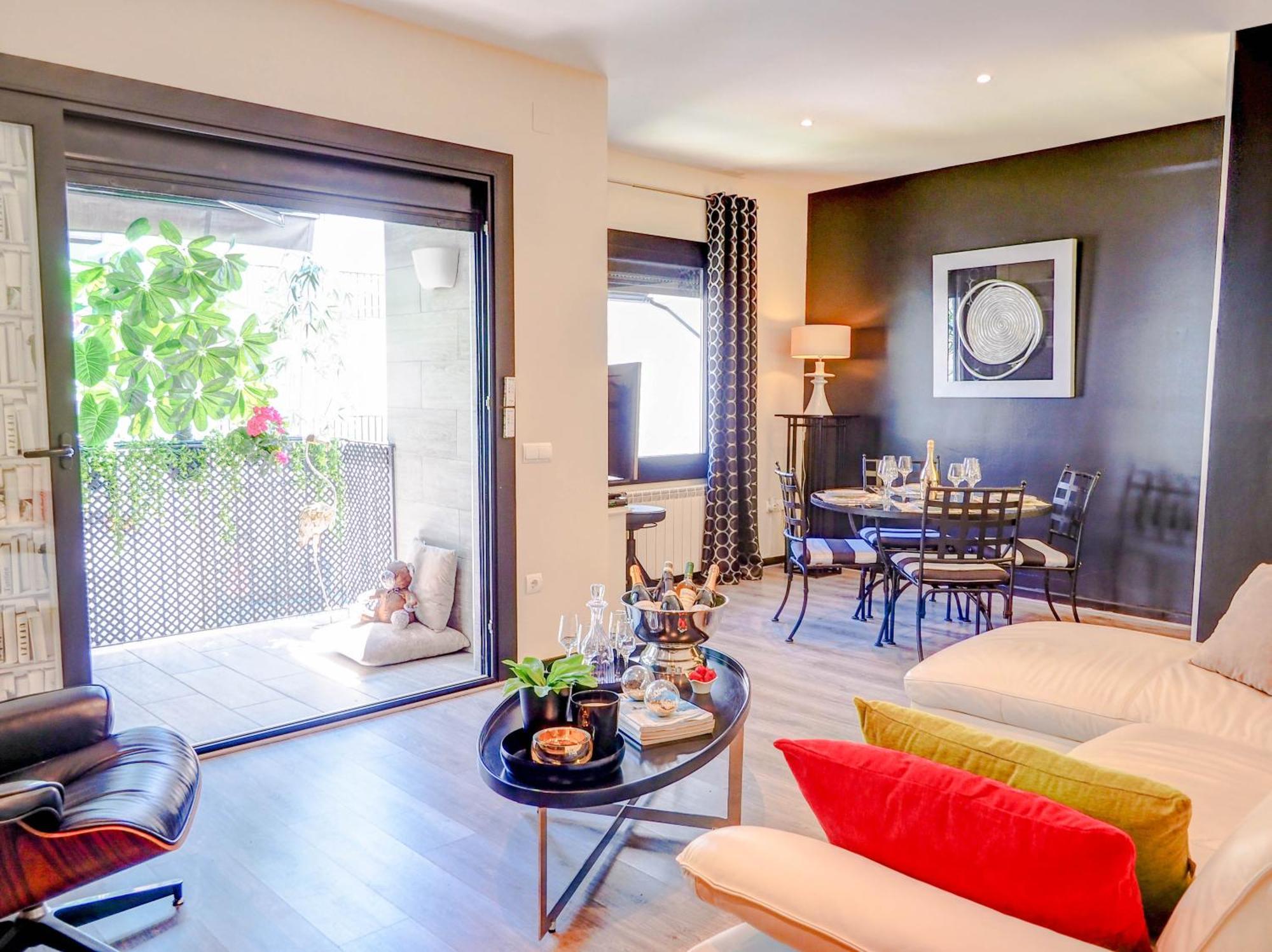 Flamingo Apartment By Hello Homes Sitges Bagian luar foto