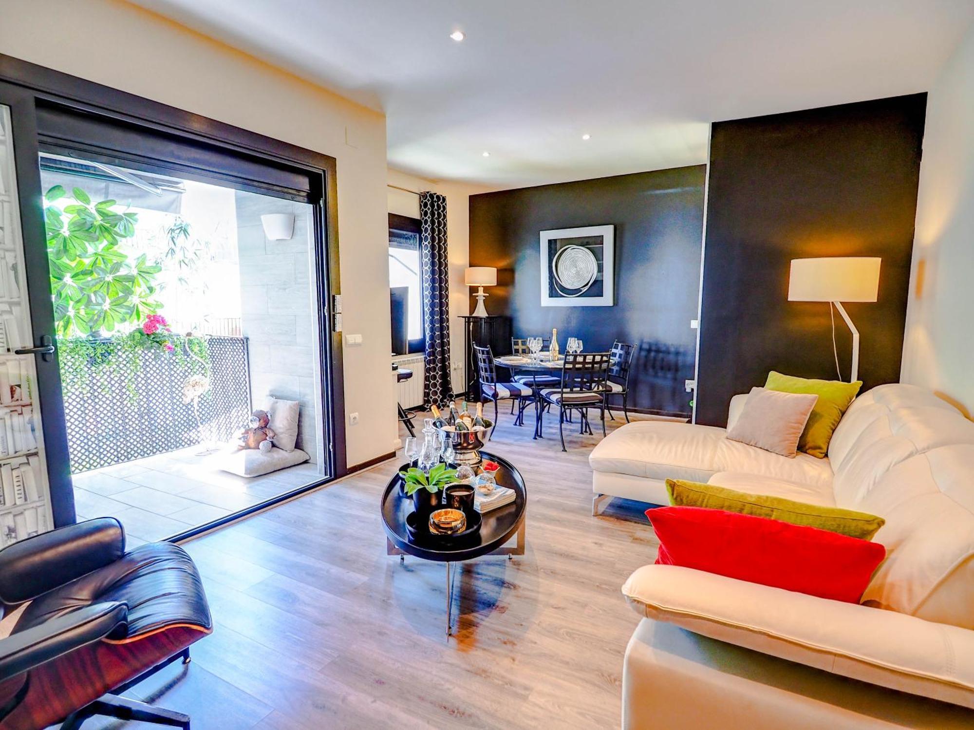 Flamingo Apartment By Hello Homes Sitges Bagian luar foto