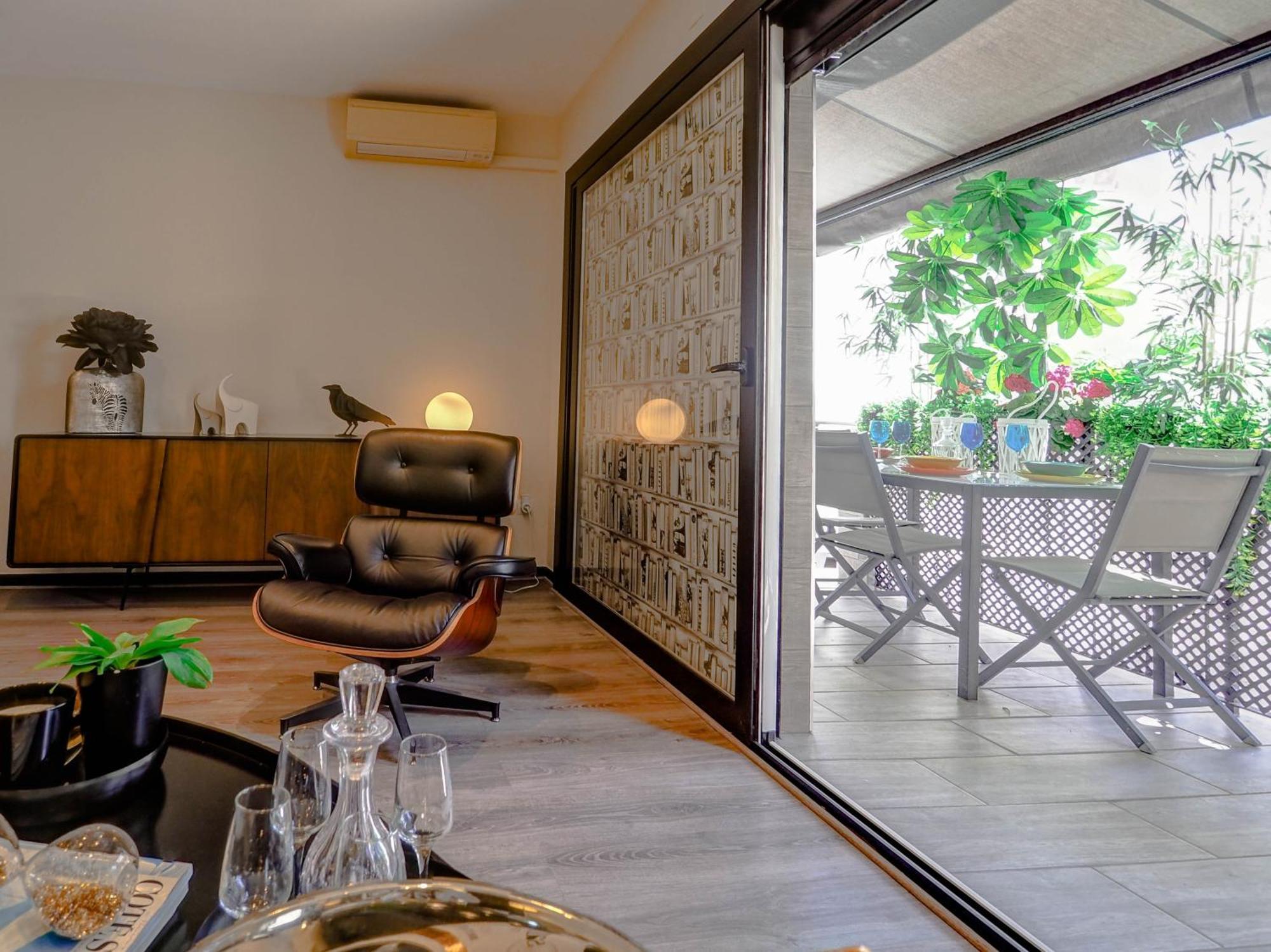 Flamingo Apartment By Hello Homes Sitges Bagian luar foto